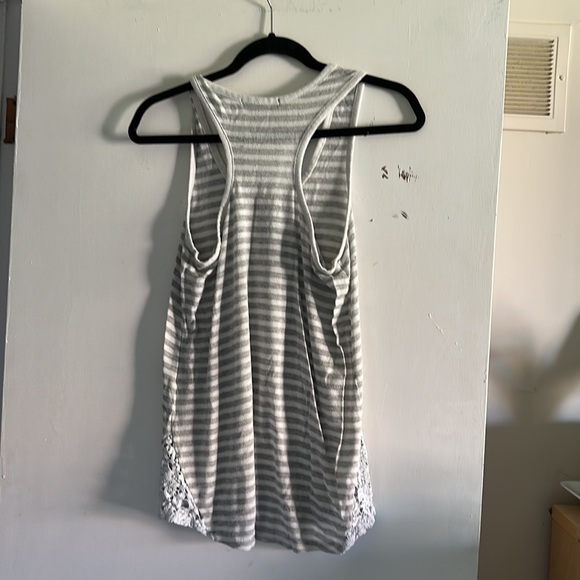 Suzy Sheer size xl racer back tank - Picture 3 of 3